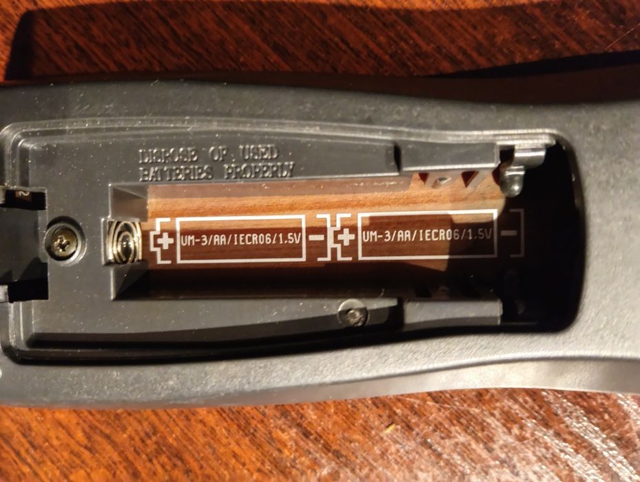 Oryginalny pilot PHILIPS 313911877040 / 313911877611 do wieży Hi-Fi / CDR