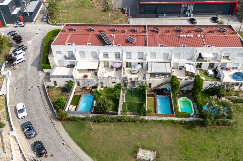 Moradia T3 Banda em Priscos, Braga