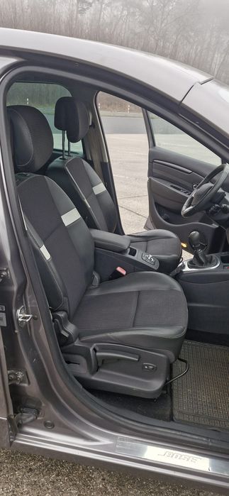 Renault Grand Scenic Bose 1.9DCI