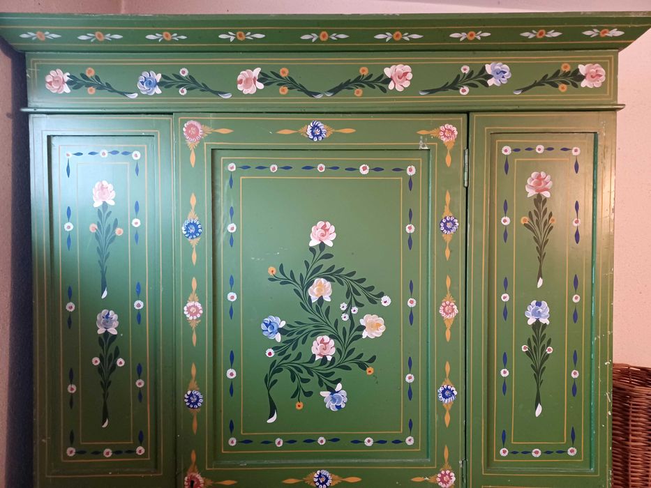 Roupeiro, Espelho e Cómoda Alentejanos - Pintados à mão