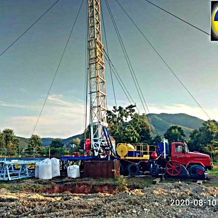 Бурение/ремонт скважин на воду/термальние скважины