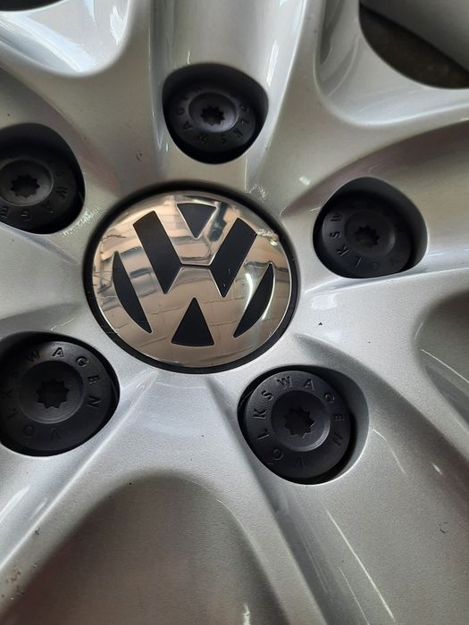 (12) Kołpaki 16" - Volkswagen [3 szt]