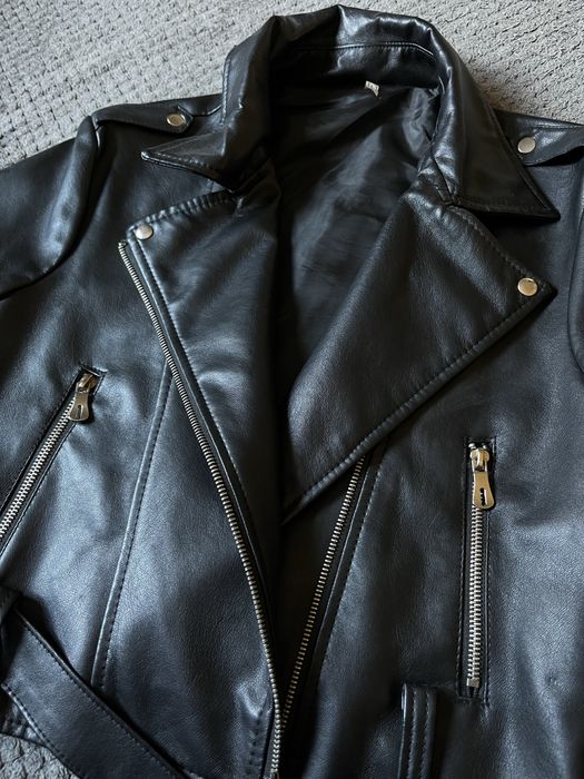 Шкіряна куртка.