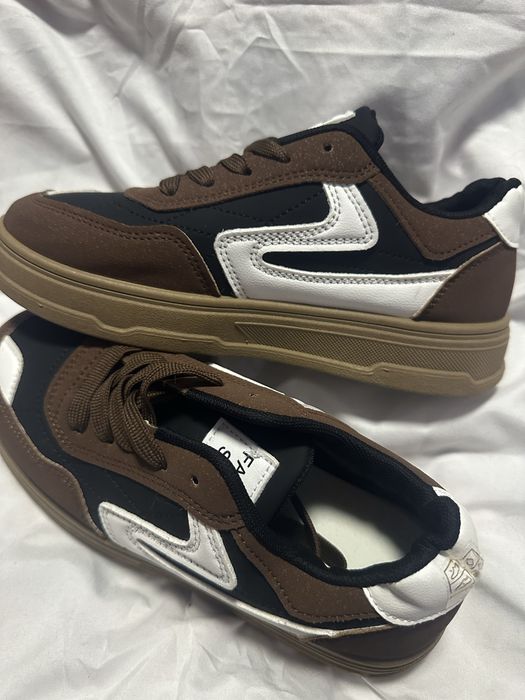 Кросівки кеди 24см