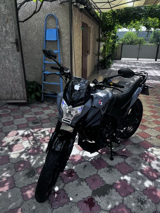 Spark 200 - R 32