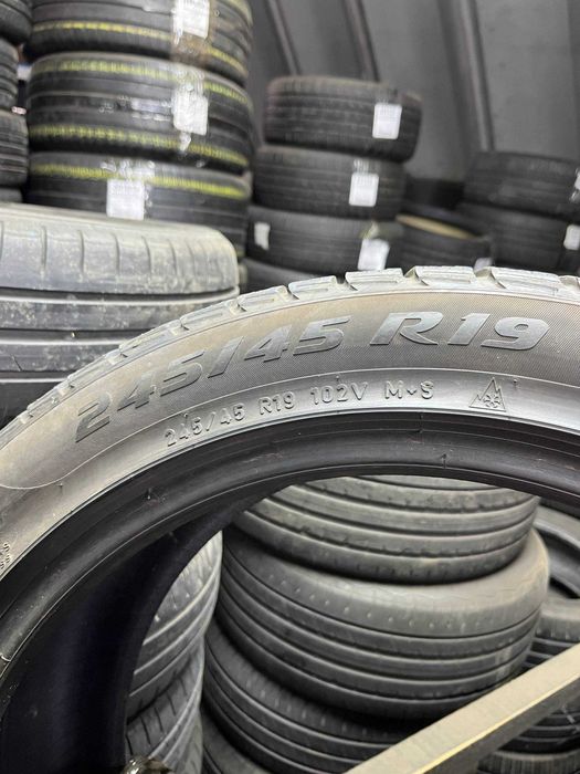 245/45 R19 Pirelli комплект зима 2023 р. ар. 204061