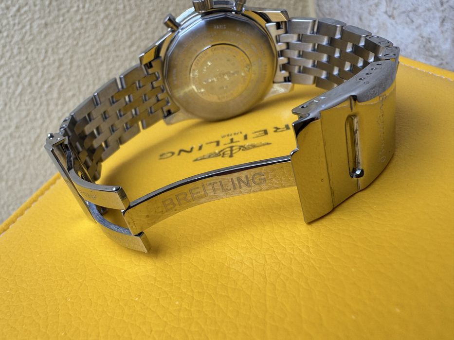 Breitling Navitimer
