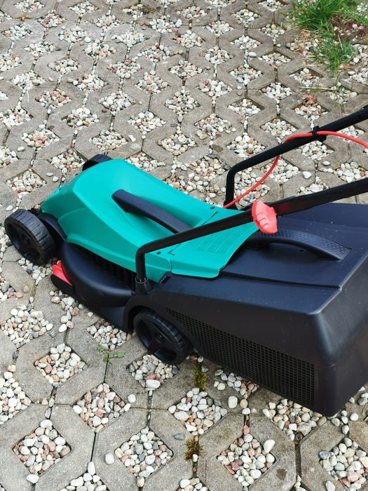 Kosiarka elektryczna 1200 W 31 l BOSCH ROTAK 320 ER