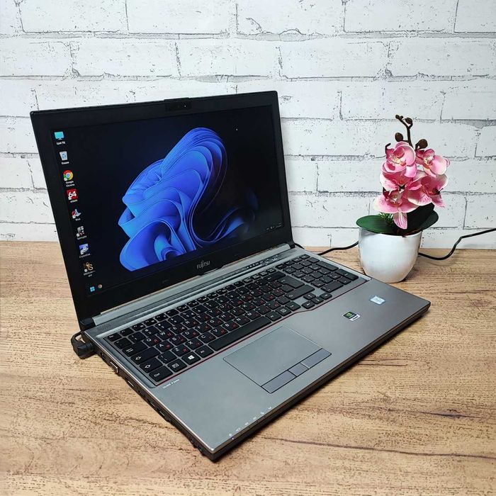 Супер потужний ноутбук Fujitsu Intel Core i7 | 32 ОЗУ | 4G | SSD+HDD