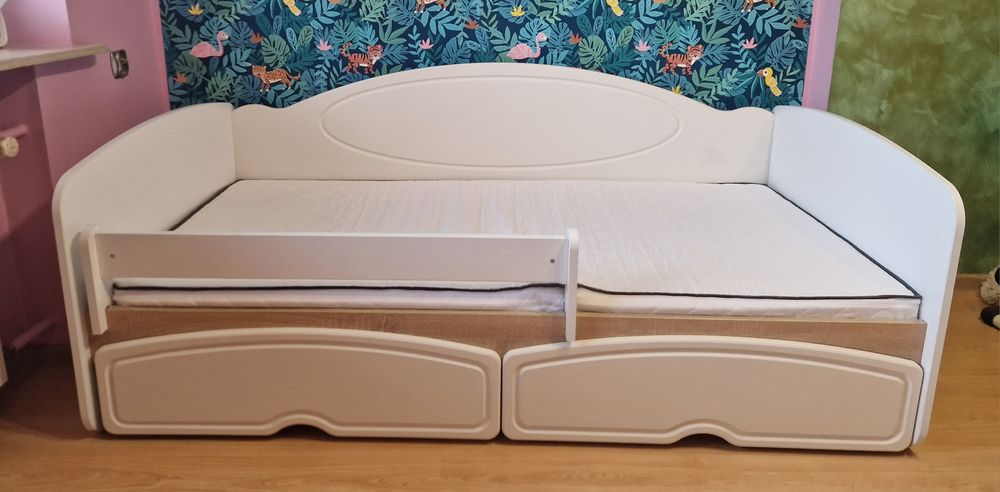 Łóżko firmy Meblik białe