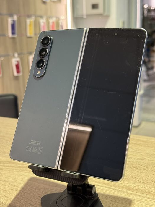 Samsung Galaxy Fold 4 12/256 gb