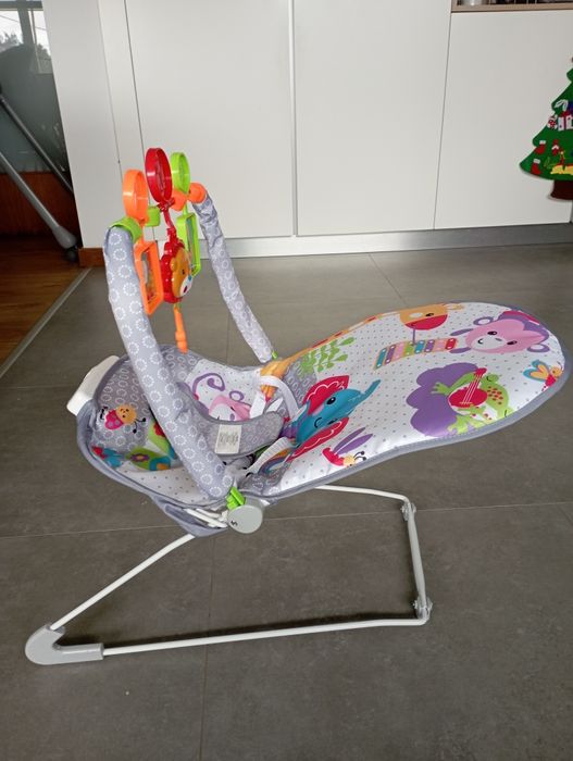 Cadeira de bebe com vibração