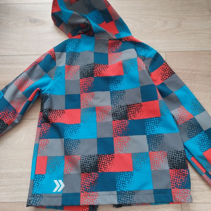 Kurtka dziecięca typu softshell r 134