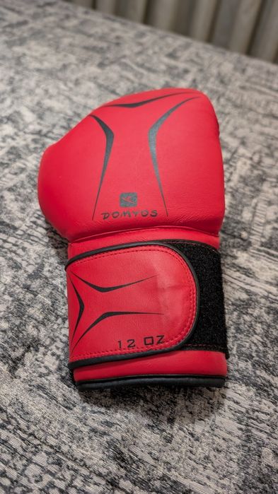 Luvas de Boxe/Kickboxe (Cor vermelha)