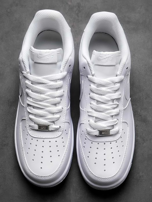 NIKE Air Force 1 07'Buty Sneakersy Sportowe r.39