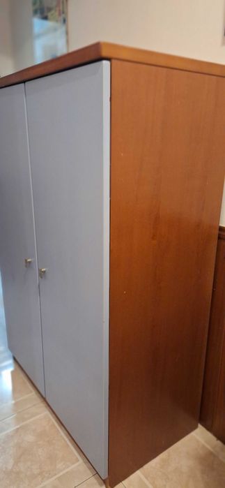 Espetacular Roupeiro Cerejeira, quarto Criança como novo