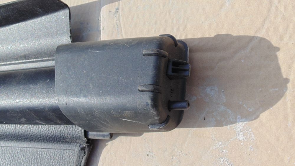 roleta bagażnika vw passat b6 3c9867871g