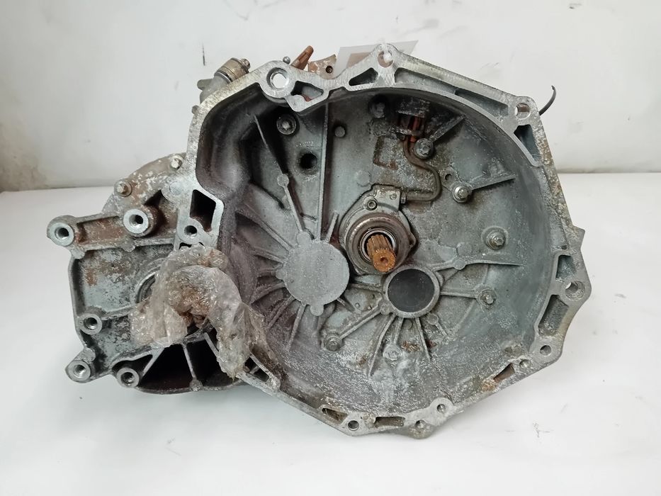 Caixa de velocidades manual OPEL Astra H Hatchback (L48)