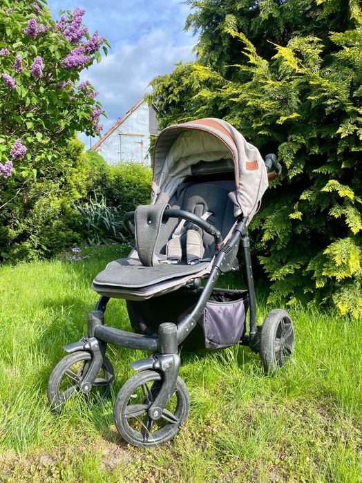 Wózek spacerowy Camarelo Elix