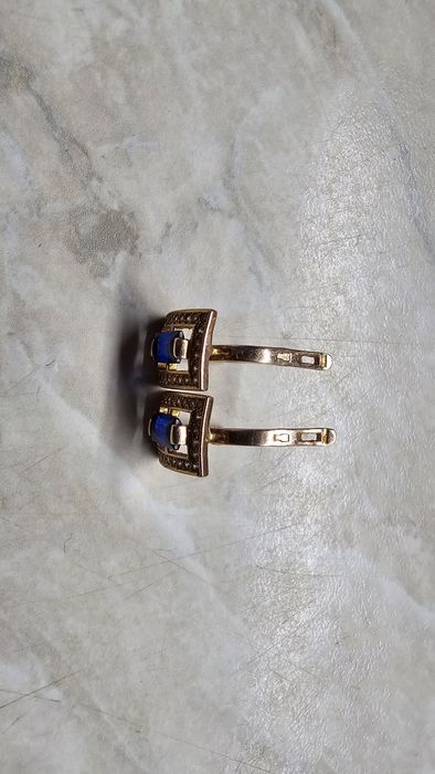 Золотые серьги,проба 585