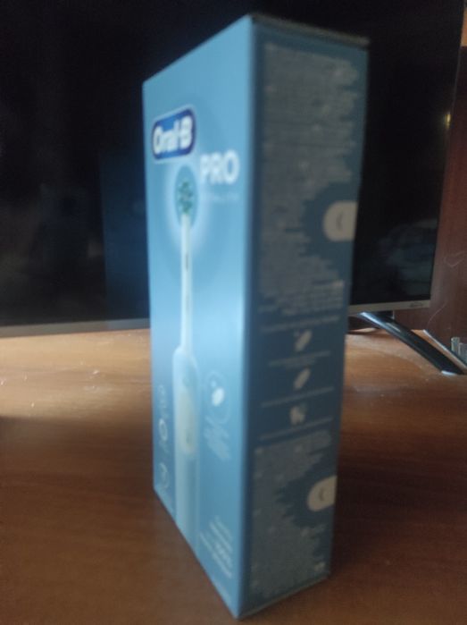 Зубна щітка Oral-b Vitality pro. Нова. У пакуванні.