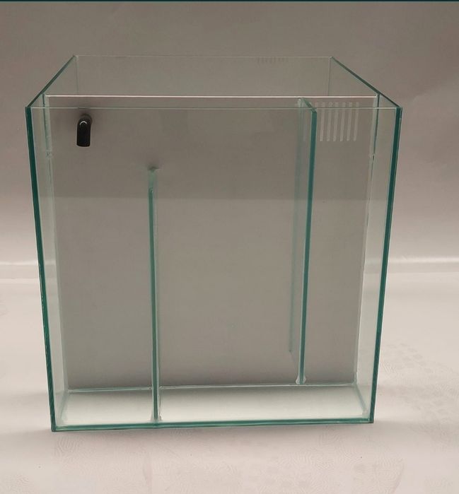 Aquário Cubo 50 c\sump +móvel PROMOÇÃO!! NOVOS!!

Antes: 135€ Agora:11