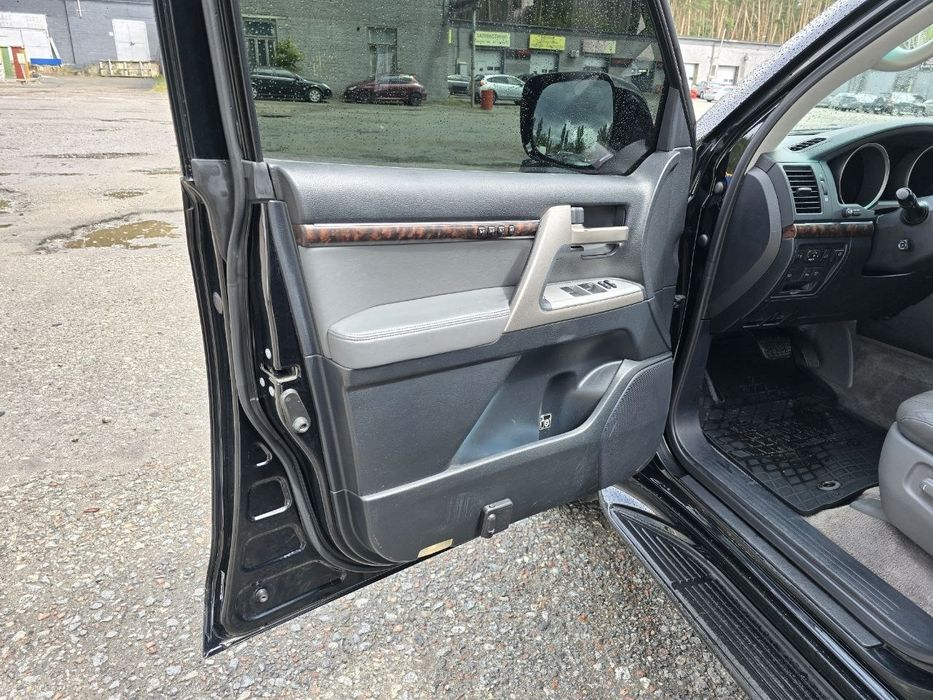 Продам Toyota Land Cruiser 200. 4.7 ГБО-4 отличном состоянии ‼️