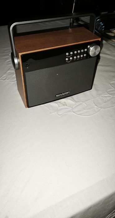 Sharp DR-P350 Radio Portátil Digital Preto, Madeira