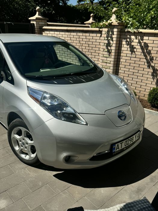 Продаж Nissan Leaf