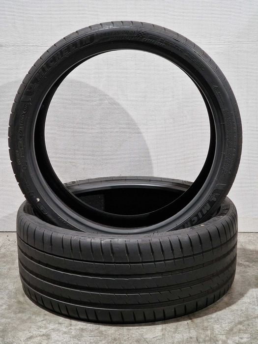 2 Pneus 245/35R21 MICHELIN Semi Novos