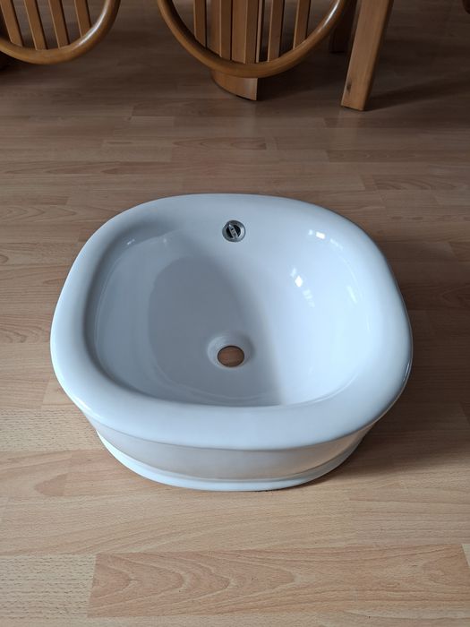 Umywalka nablatowa ARTCERAM