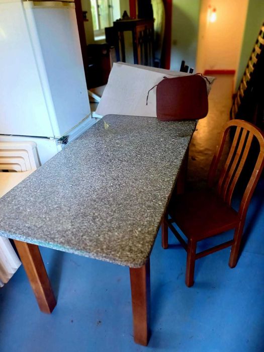 mesa com tampo de granito 6 cadeiras