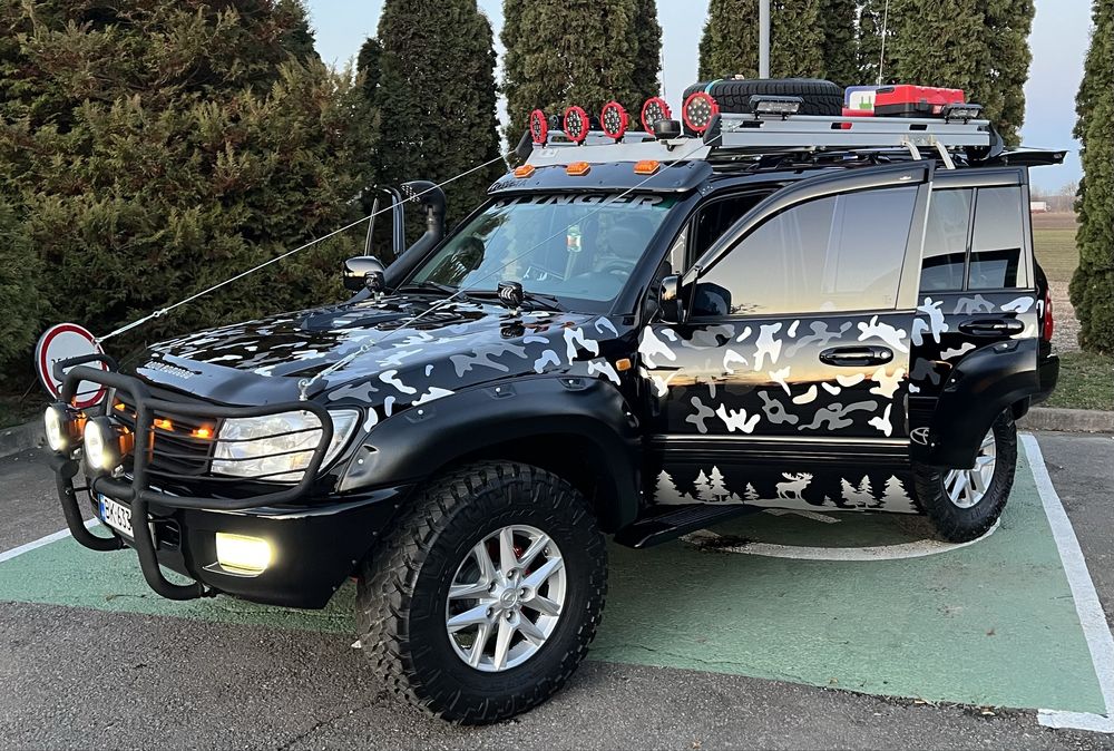 Toyota Land Cruiser 100 4.7 off-road