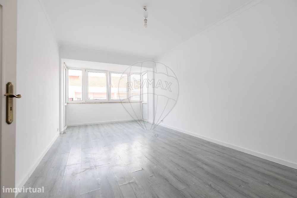 Apartamento T4 para venda