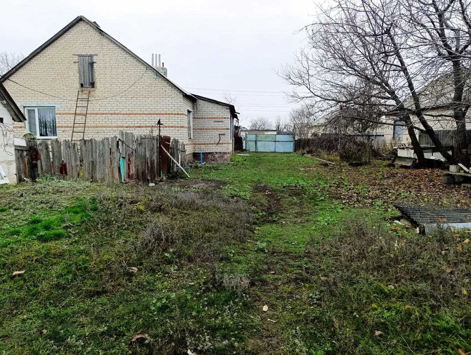 Житловий будинок. с.Серпневе.Валківський район.Харківська область