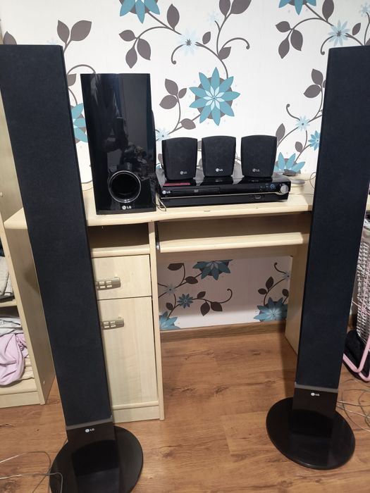 Kino domowe LG HT303PD D0