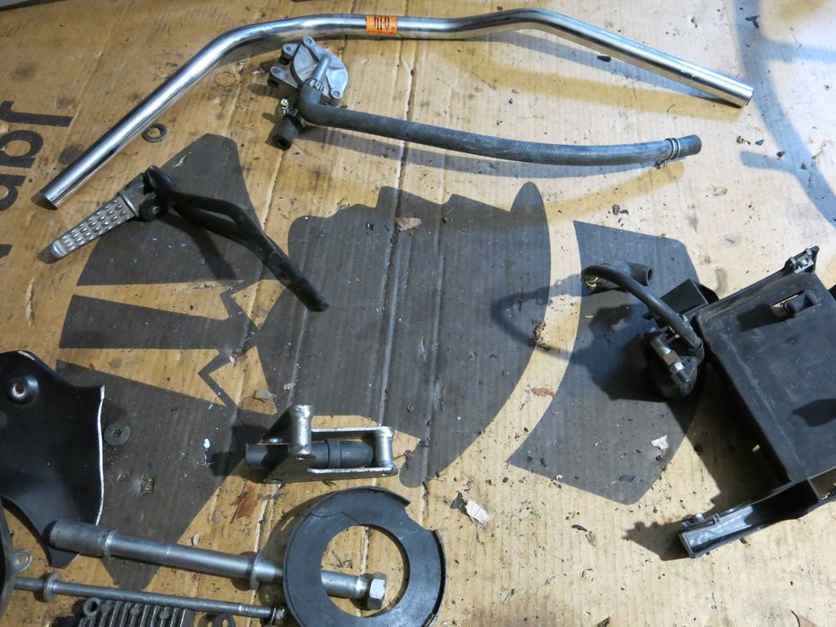 Regulator napięcia Derbi GTR NUDE 125