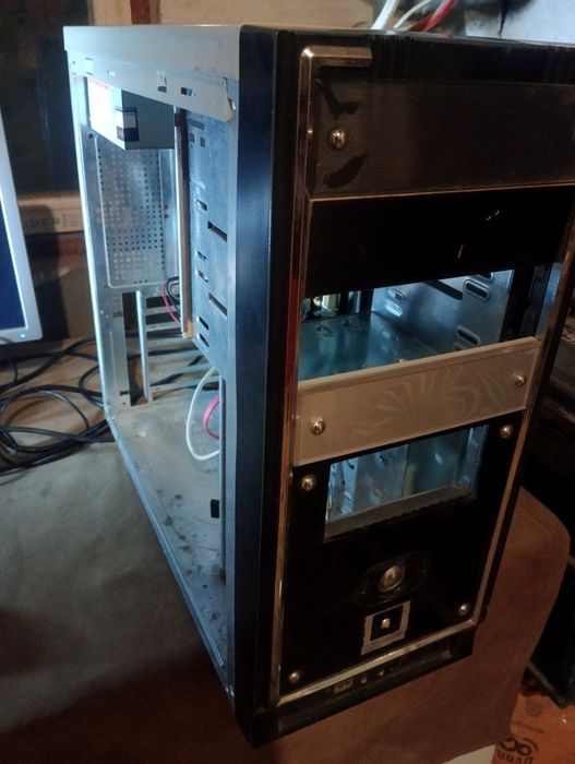 Продам ПК на 775 сокете процессор кор 2 квад