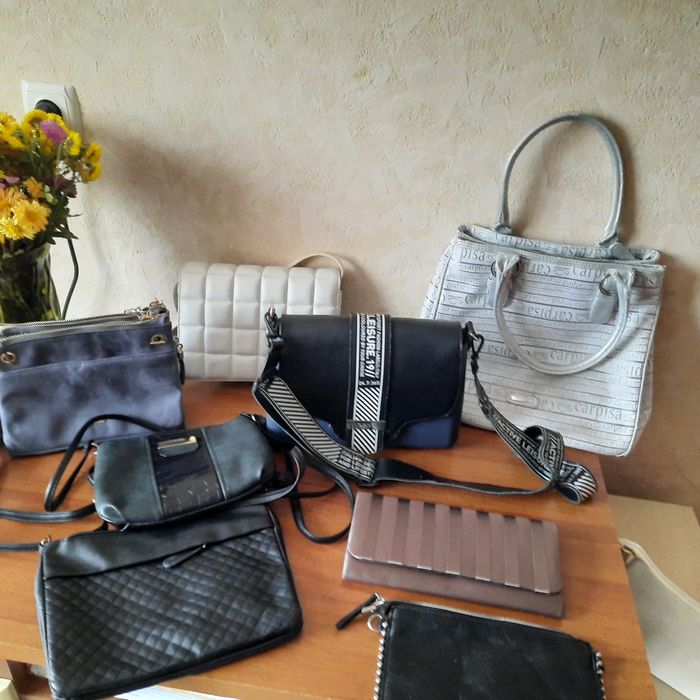 Сумки  жіночі  різні