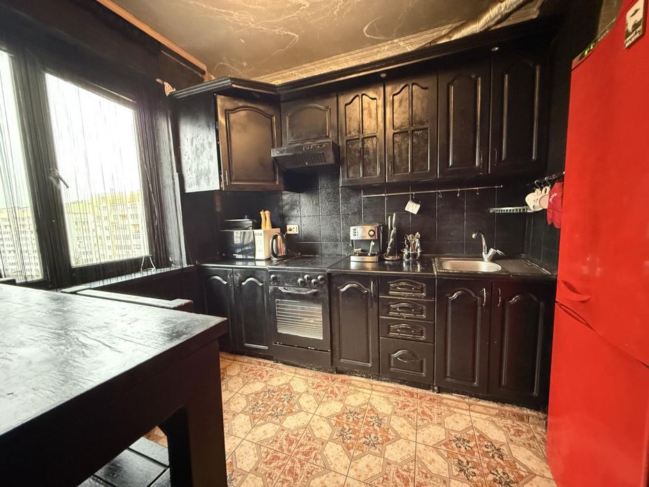 Продаж 2-кімнатної квартири по вул. Зубрівській — вигідна пропозиція!