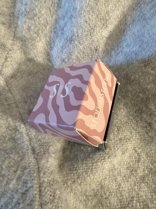 Vendo brincos Stone by Stone