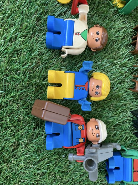 Lego duplo Indios e outros bonecos