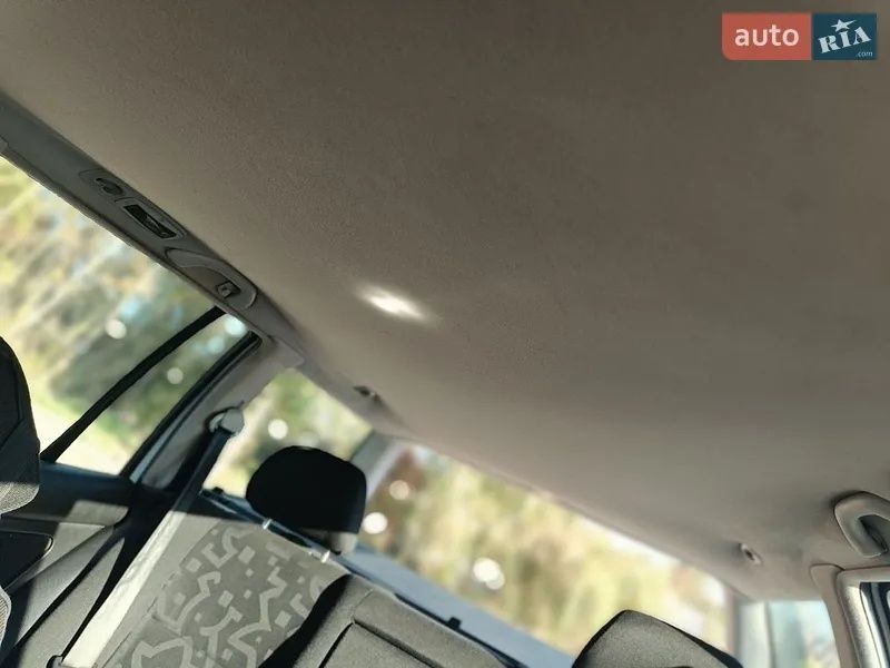 Volkswagen Golf 2000