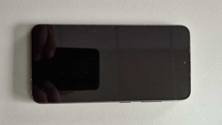 telemóvel Samsung S23 128Gb e capa