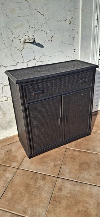 Aparador/Movel de vime preto