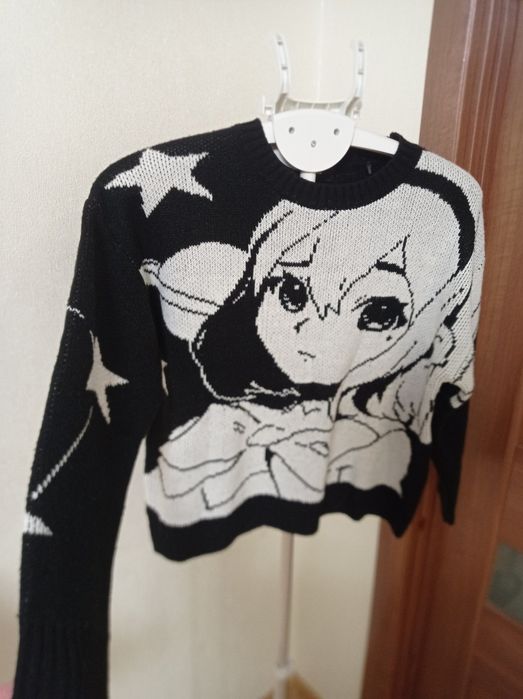 Продам чорну кофту