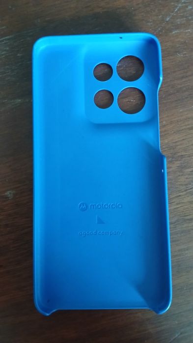 Бампер синий на телефона Motorola egde 50 neo