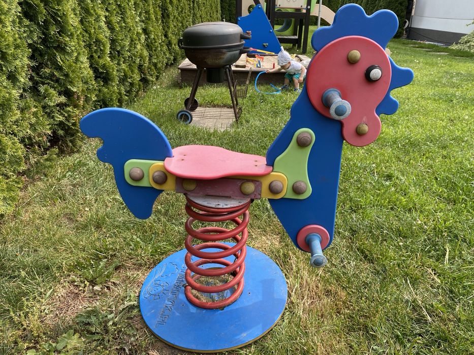 Konik bujak na spreżynie kogut plac zabaw