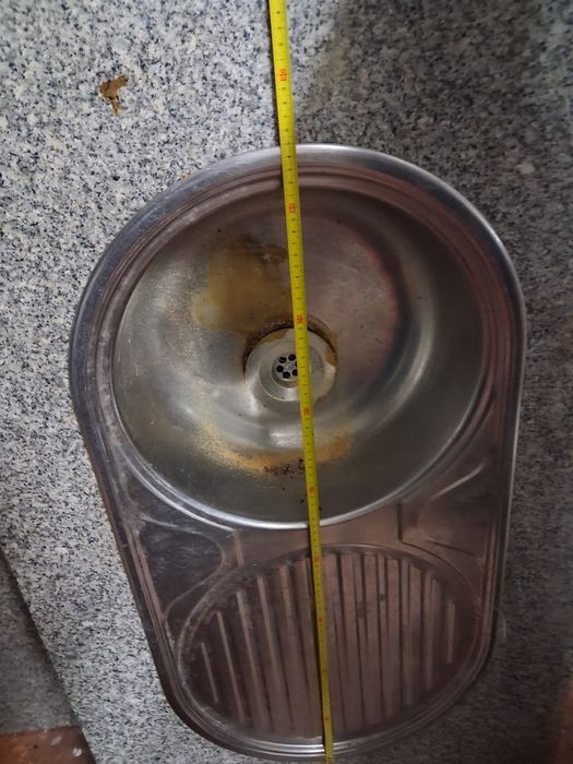 Banca para cozinha com lava loiça e pedra  .