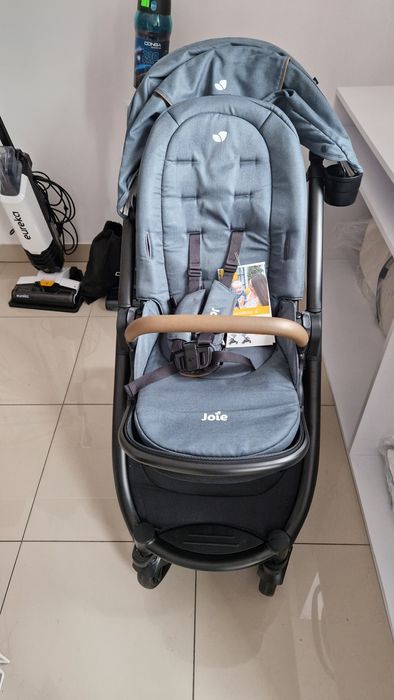 Joie Wózek kombi 3w1 "Versatrax" w kolorze szarym